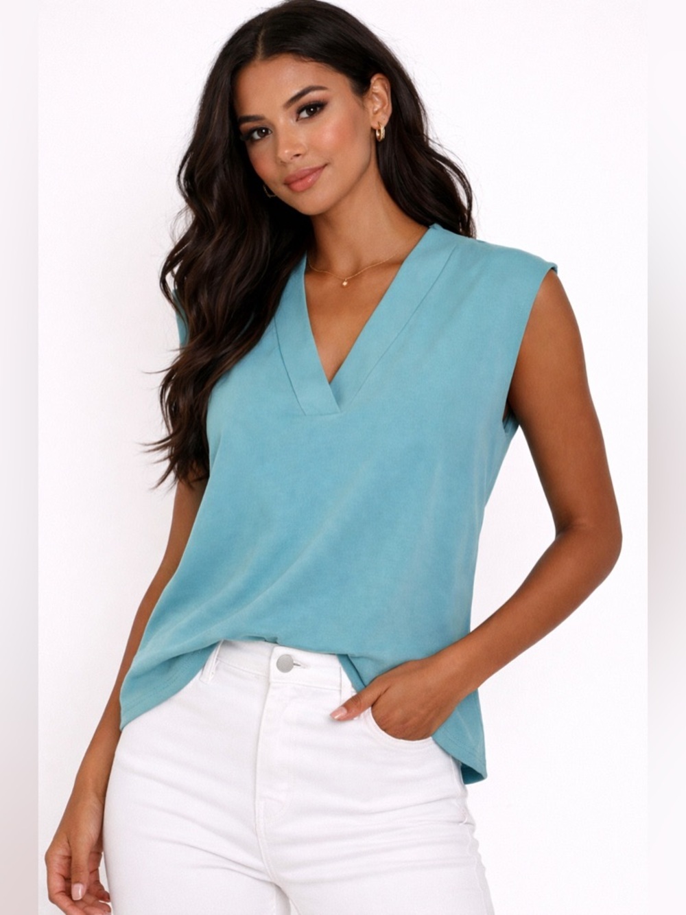 Angels‎ NWT Sleeveless V-Neck Top Size S